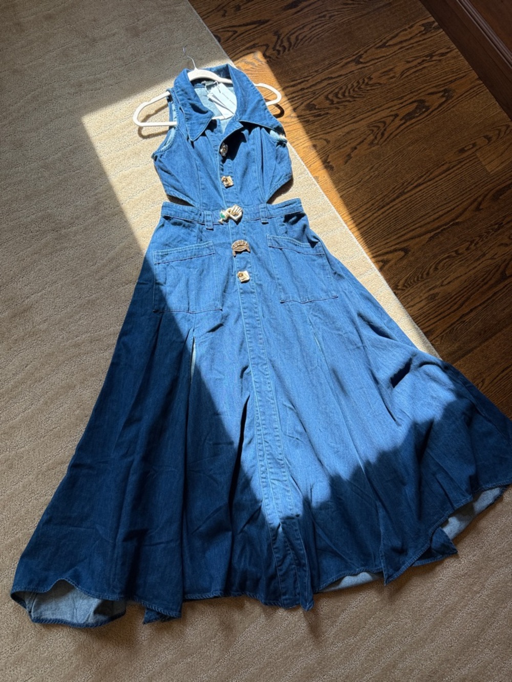 Urban Revivo Cut‎ Out Denim Maxi Dress - Picture 6 of 16